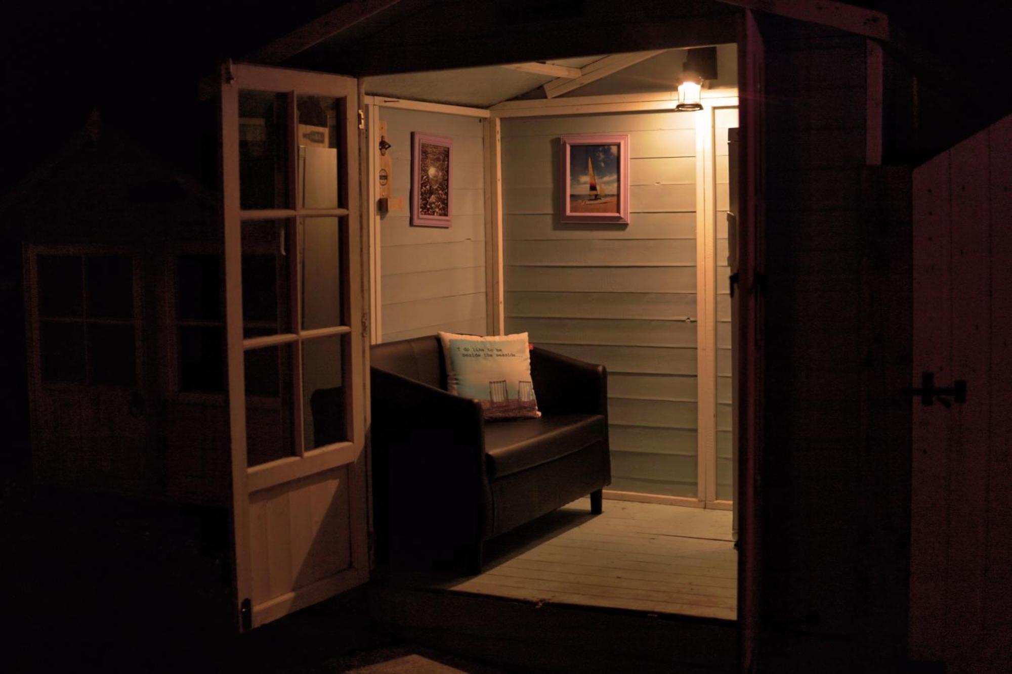 Отель Hot Tub Hideaway Hemyock Экстерьер фото