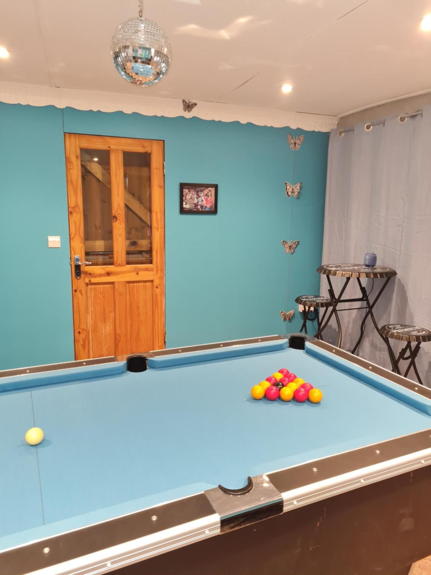 Отель Hot Tub Hideaway Hemyock Экстерьер фото